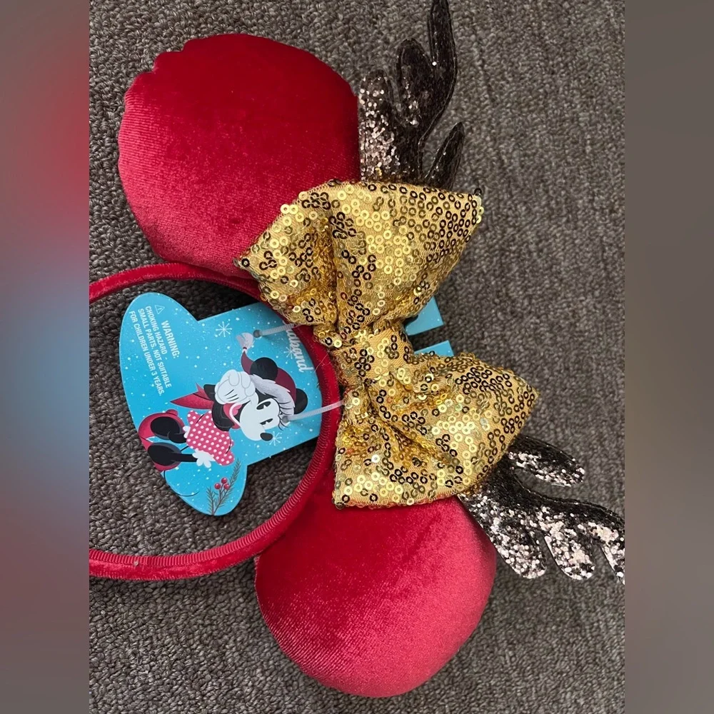 Disney Minnie Mouse holiday ears NWT